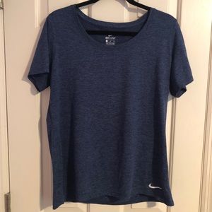 NWOT Nike Dri Fit Short Sleeve Shirt